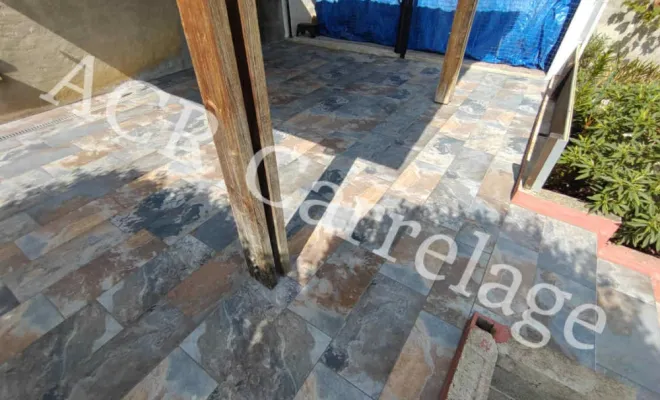 Terrasse collé en 30/60, Ambérieu-en-Bugey, ACR Carrelage